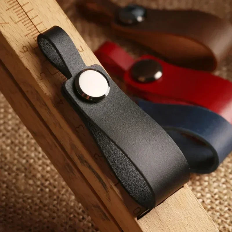 Cowhide Genuine Leather Custom LOGO Keychain Vintage Car Keyring Dermis Personalize Laser Engrave Name Key Chain for Men Women